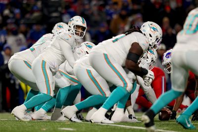 Miami Dolphins v Buffalo Bills