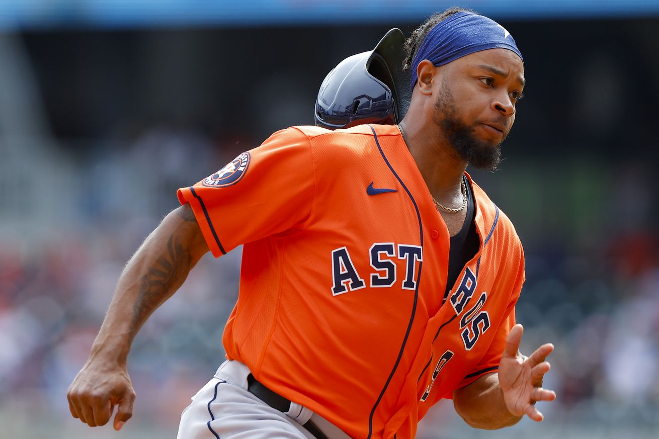 Houston Astros v Atlanta Braves