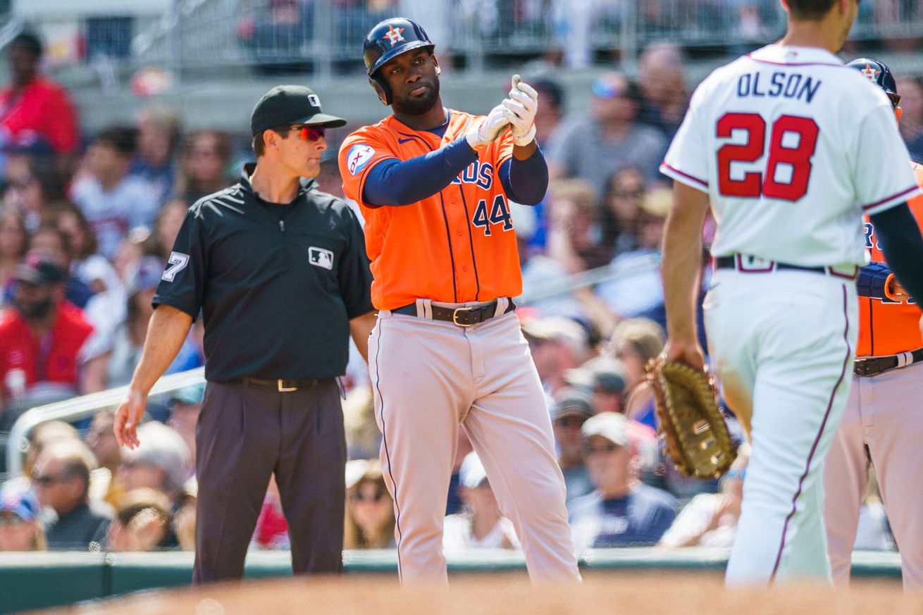 Houston Astros v Atlanta Braves