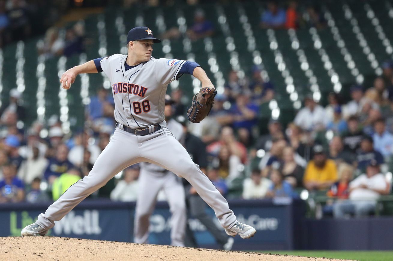 MLB: MAY 23 Astros at Brewers