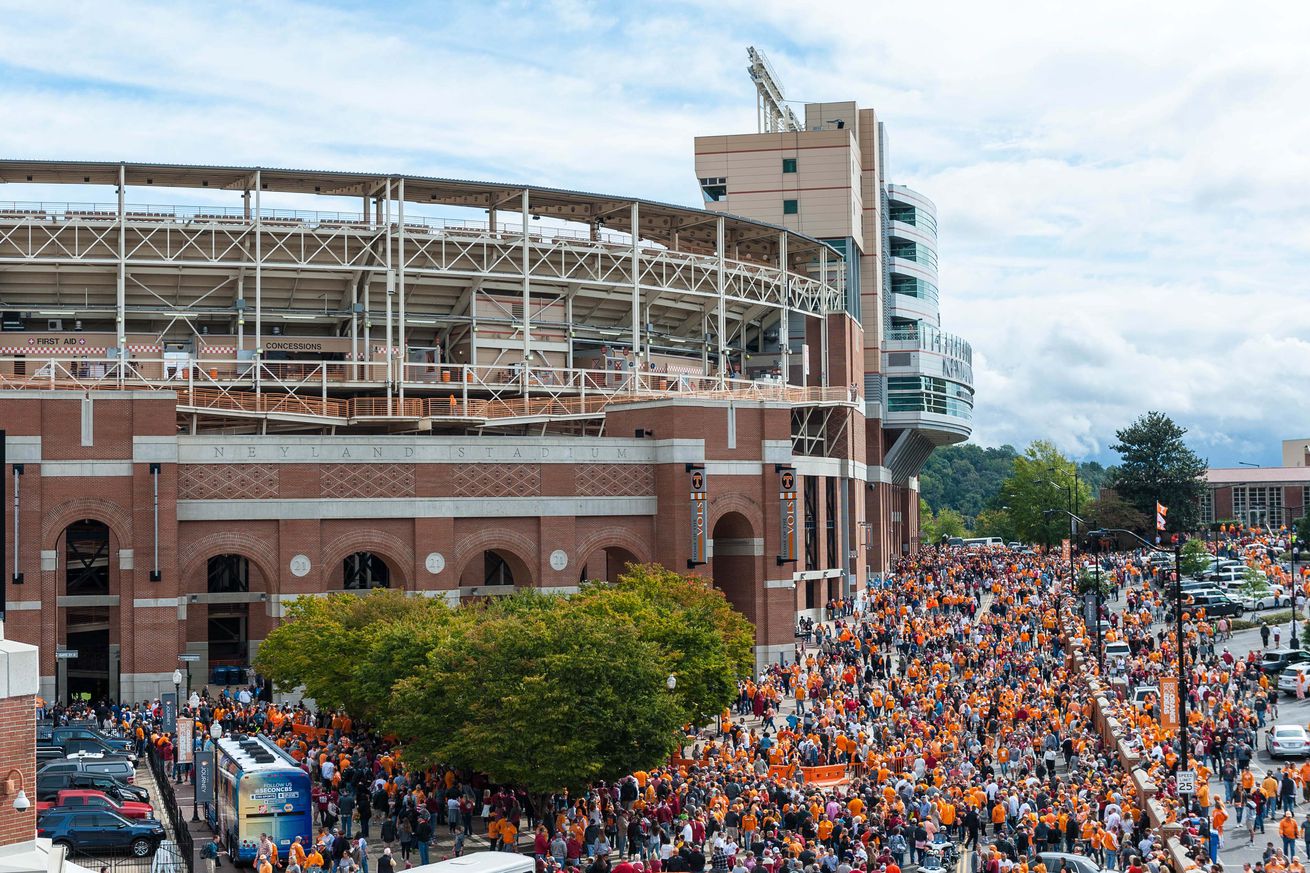 NCAA Football: Alabama at Tennessee