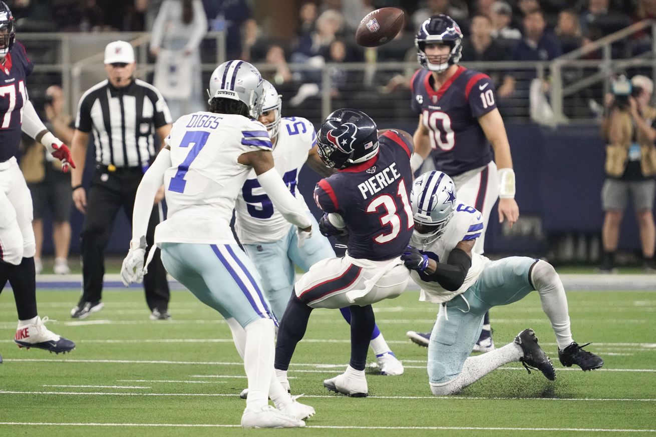 NFL: Houston Texans at Dallas Cowboys