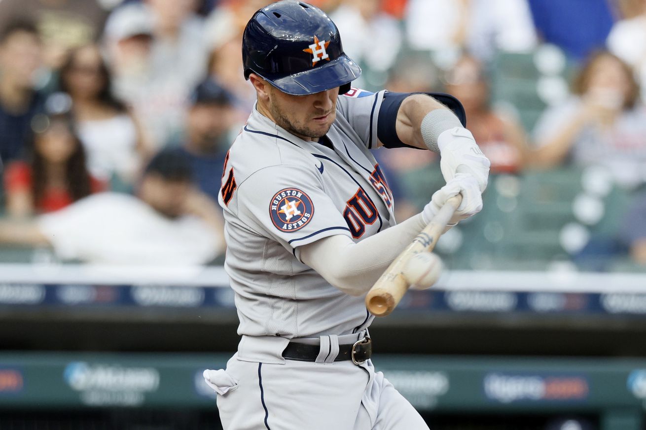 Houston Astros v Detroit Tigers