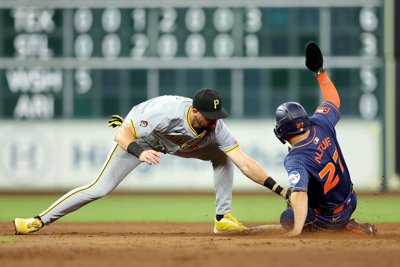 Pittsburgh Pirates v Houston Astros