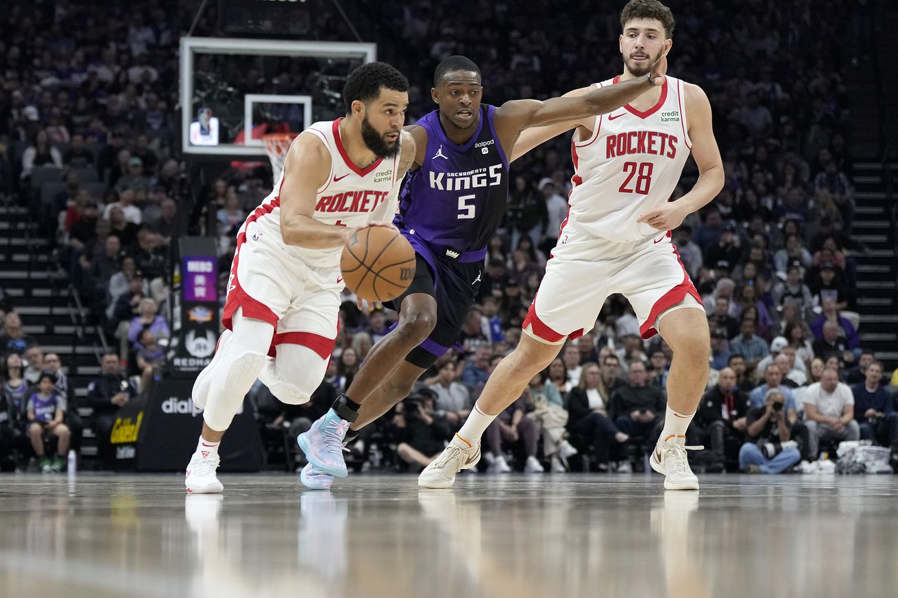 Houston Rockets v Sacramento Kings