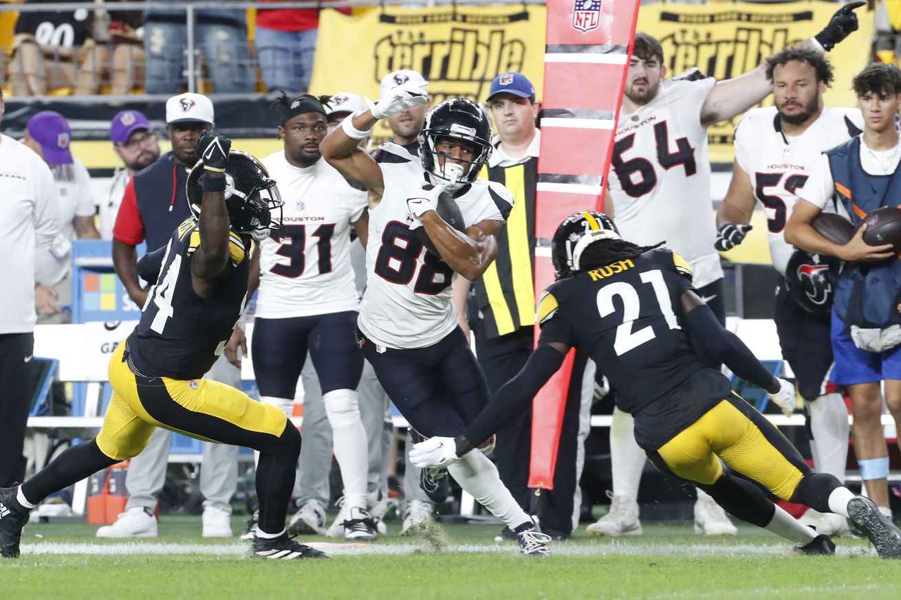 NFL: Houston Texans at Pittsburgh Steelers