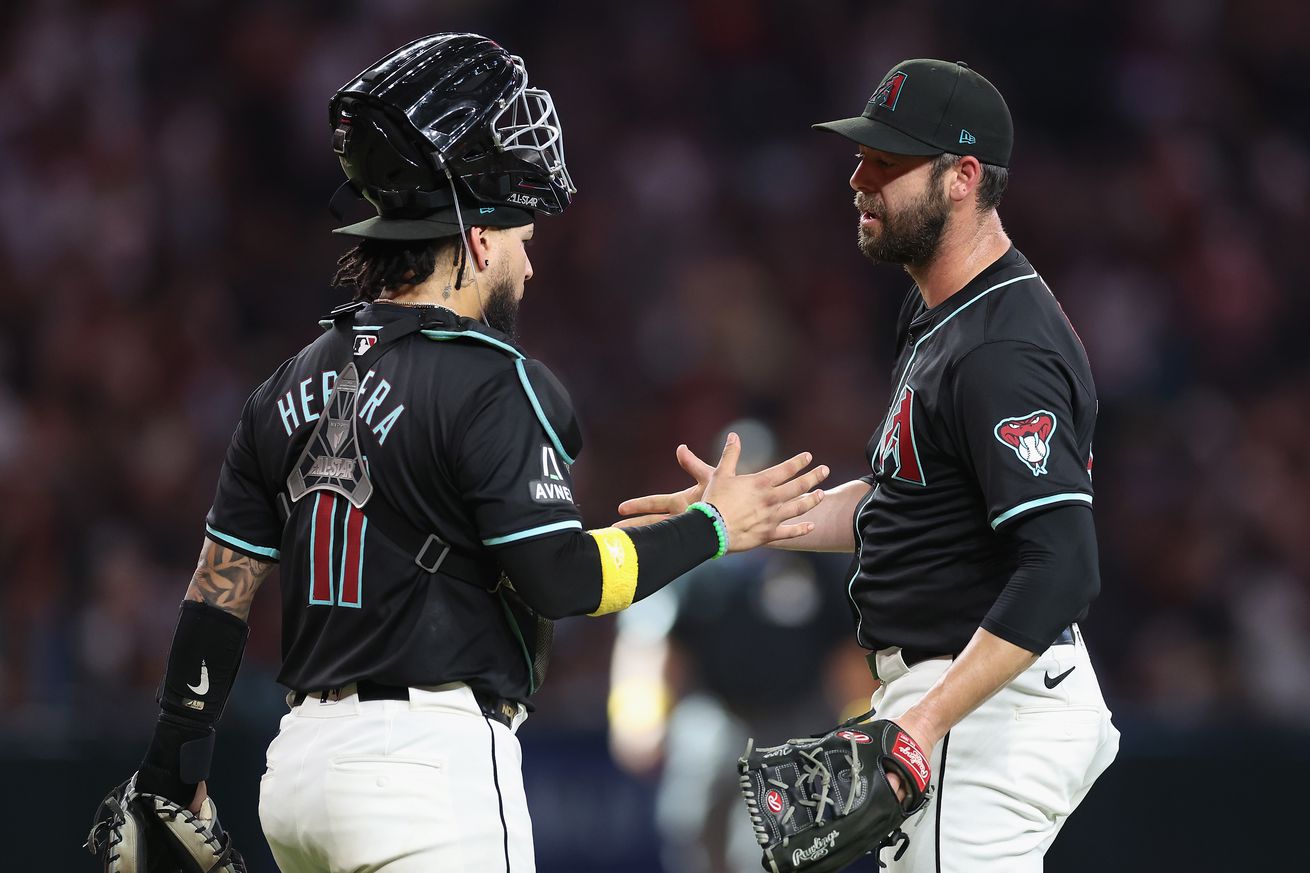 Los Angeles Dodgers v Arizona Diamondbacks