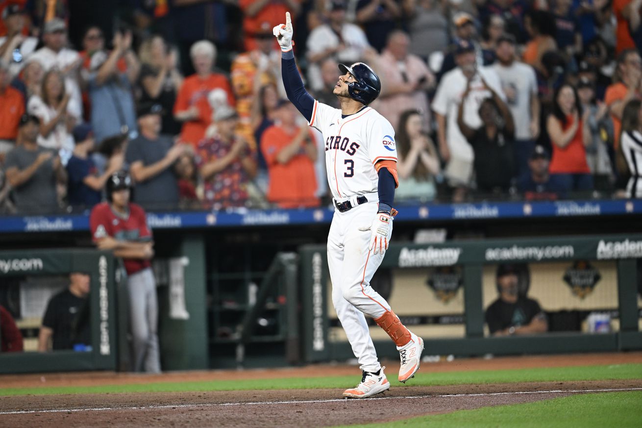 Arizona Diamondbacks v Houston Astros