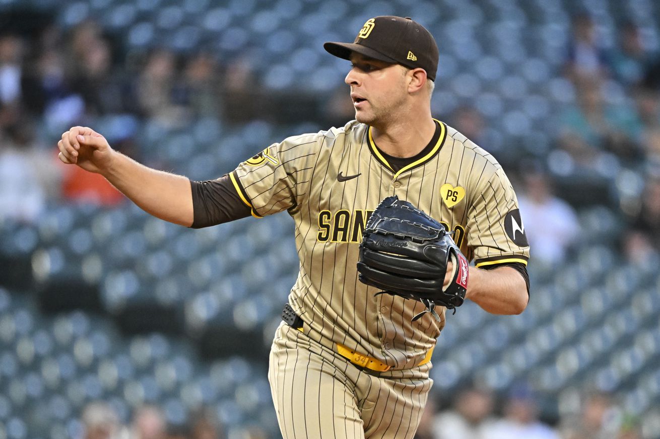 San Diego Padres v Seattle Mariners