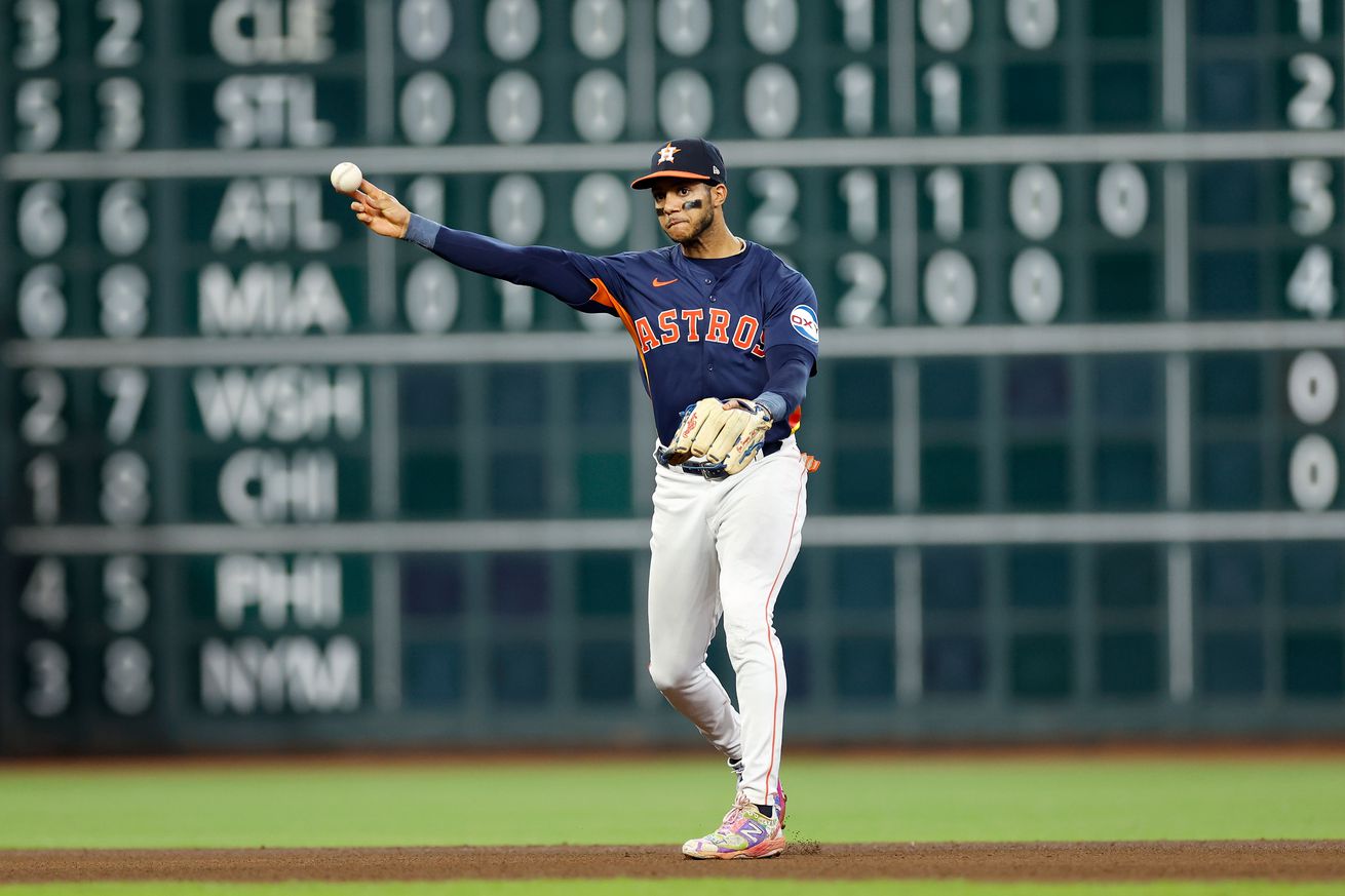 Los Angeles Angels v Houston Astros