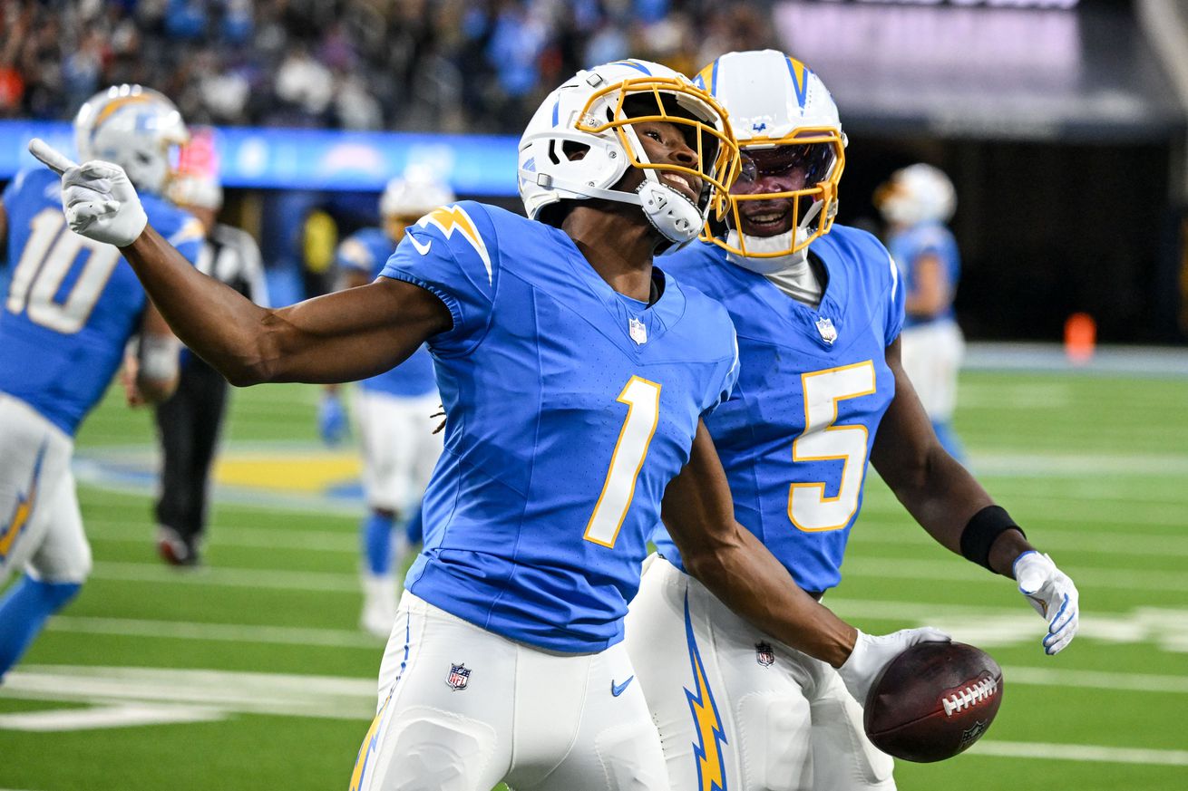 Chargers defeat the Bengals 34-27 in week 11 of the NFL