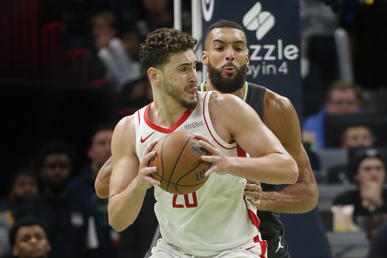 NBA: Houston Rockets at Minnesota Timberwolves