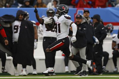 Houston Texans v Tennessee Titans