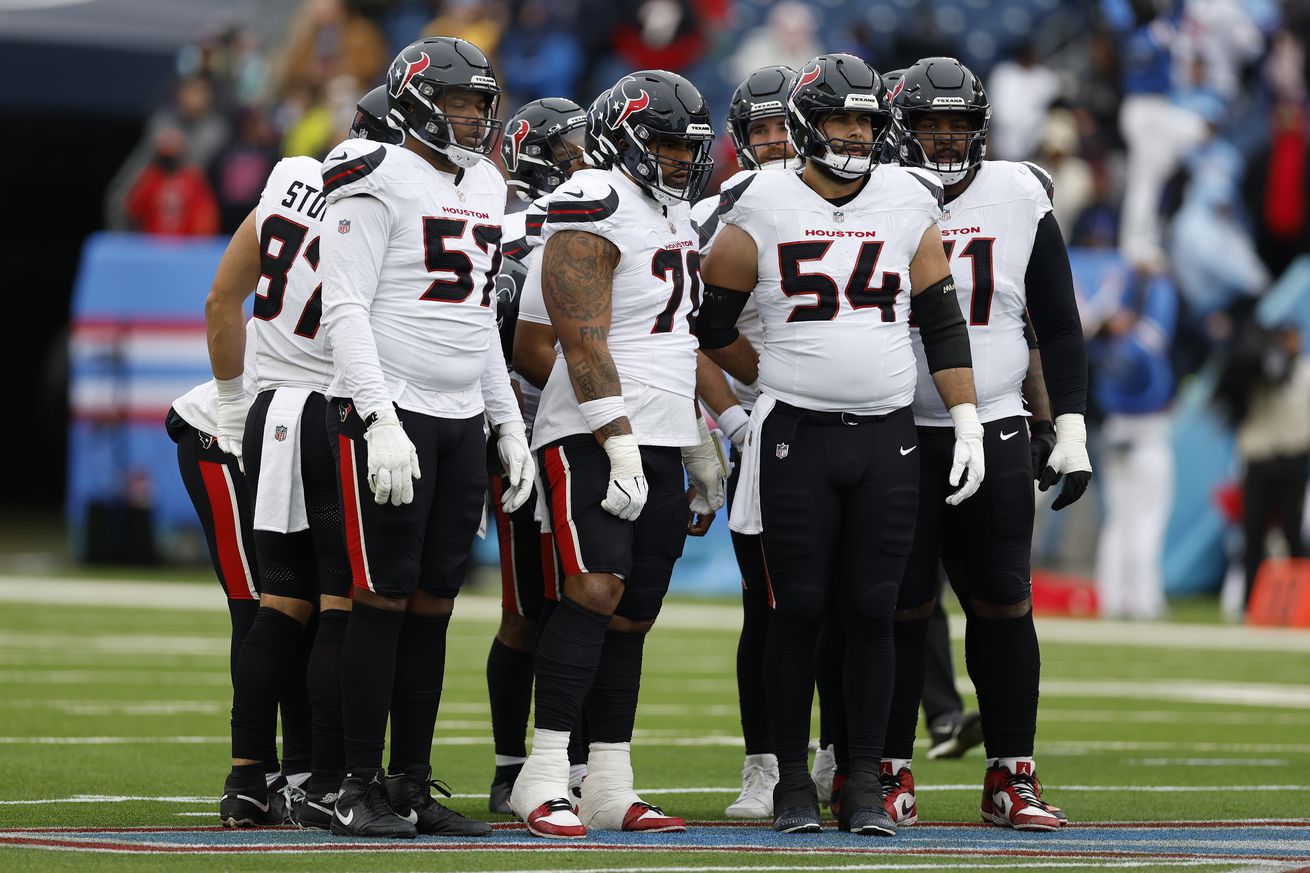 Houston Texans v Tennessee Titans